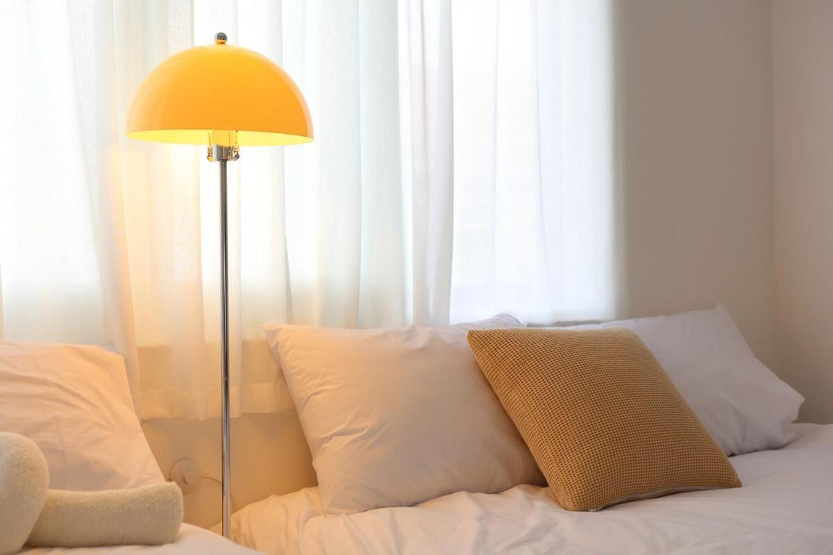 5min Hongdae, Sangsu St, Late Check Out Villa