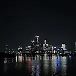 5Min Hongdae, Sangsu St, Late Check Out