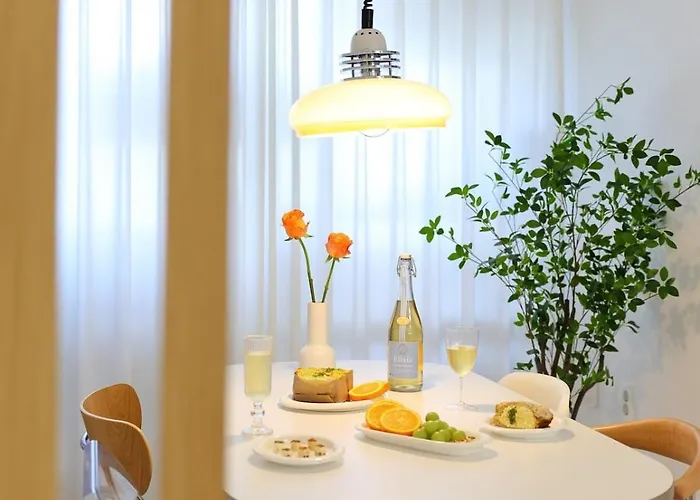 5Min Hongdae, Sangsu St, Late Check Out