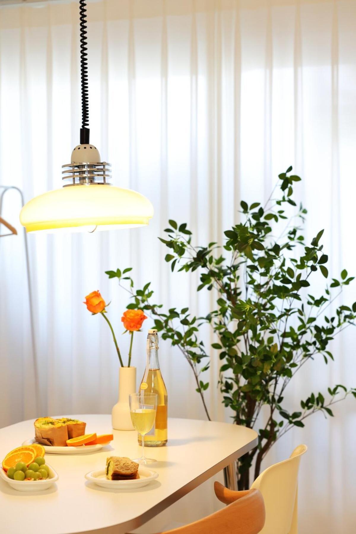 5min Hongdae, Sangsu St, Late Check Out *